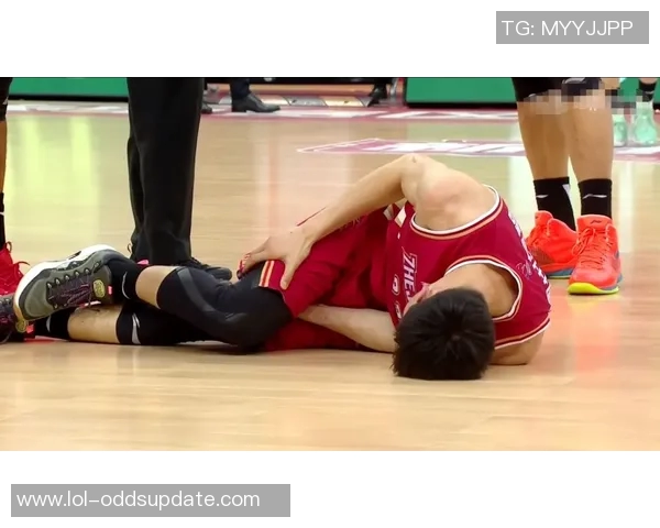 姚明在比赛中意外冲突引发热议动作瞬间gif曝光引发网友热议