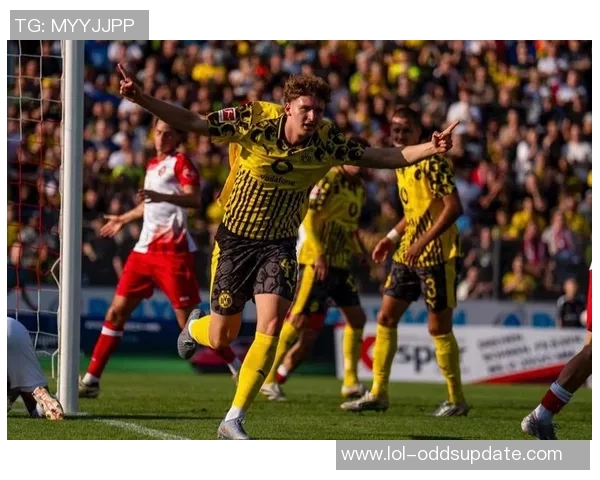 友谊赛激战：多特蒙德小胜里昂红牌争议引发全场热议