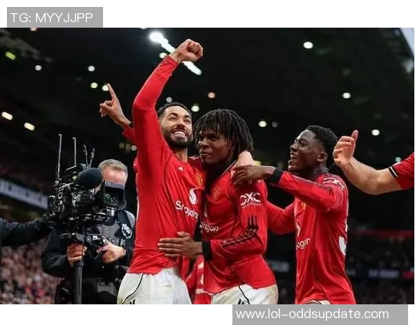 德甲焦点战曼城大胜曼联四球狂潮引发全场热烈反响