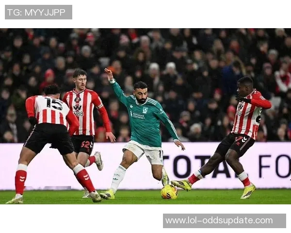 西甲惊现冷门利物浦3-0战胜曼城补时进球点燃全场激情