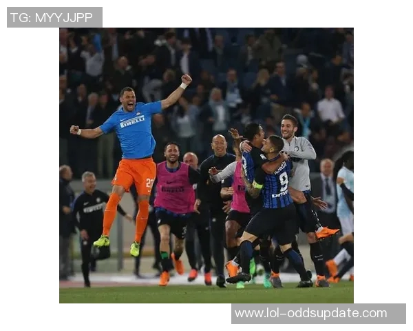 国米友谊赛大胜波尔图绝杀瞬间点燃全场气氛与转会传闻交织