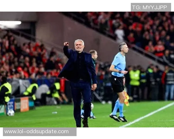 欧冠激战:利物浦狂胜国米五球大捷帽子戏法点燃全场激情