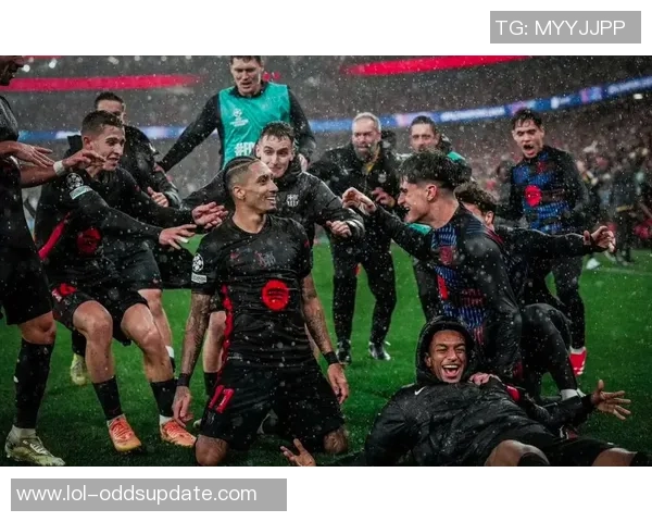 中超赛场惊现逆转奇迹巴萨3-2险胜本菲卡引发热议