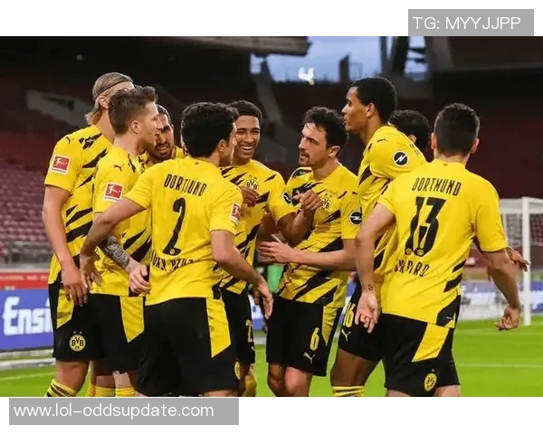 德甲焦点战多特蒙德与尤文图斯战平0-0绝杀瞬间引发全场热议