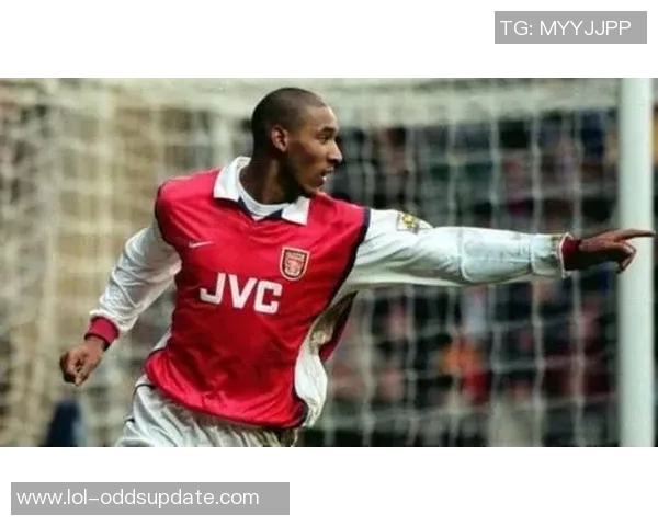 巴黎圣日耳曼友谊赛大胜阿森纳五球零封引发全场热议数据分析尽显实力