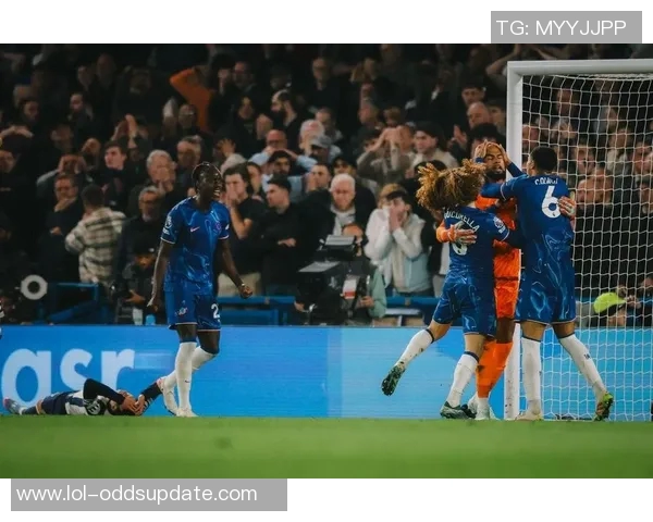 德甲热刺大胜波尔图补时进球引发争议判罚全场沸腾