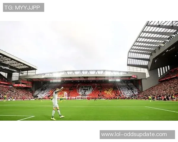 英超激战利物浦与那不勒斯握手言和帽子戏法引发全场热潮